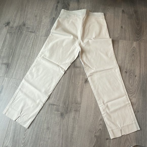 Avenue Montaigne Milan Cream Pull on Dress Pants with back leg vent. - Picture 2 of 8